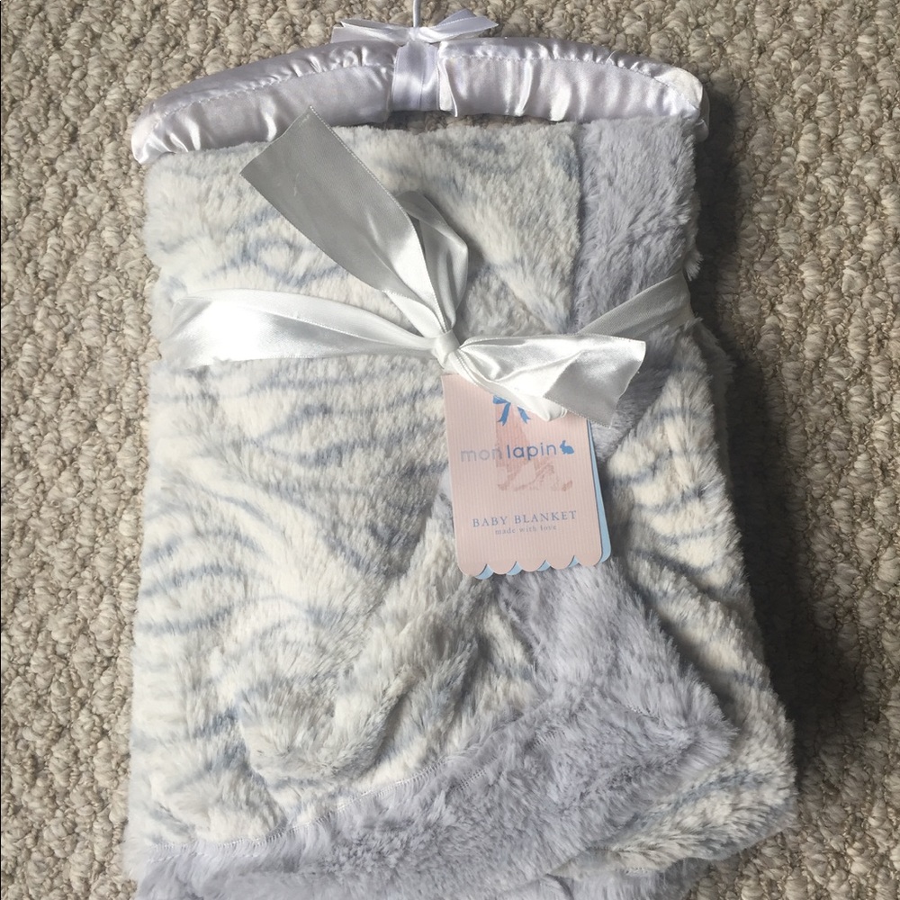 mon lapin baby blanket